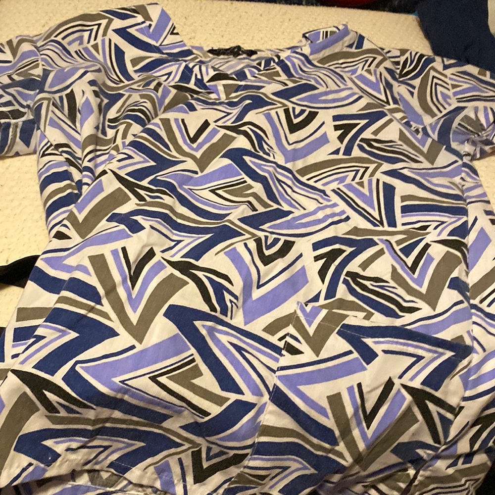 Blue patterned womens medium scrub top